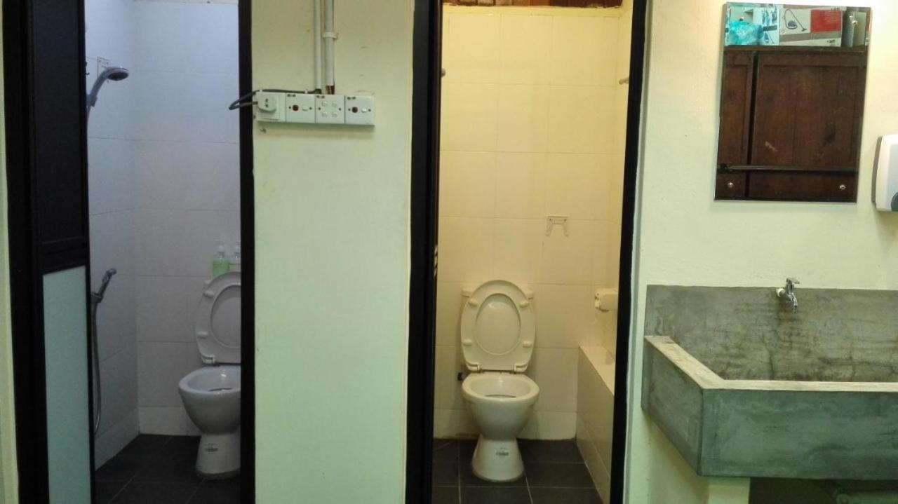 Silver Shine Guest House George Town  Kültér fotó